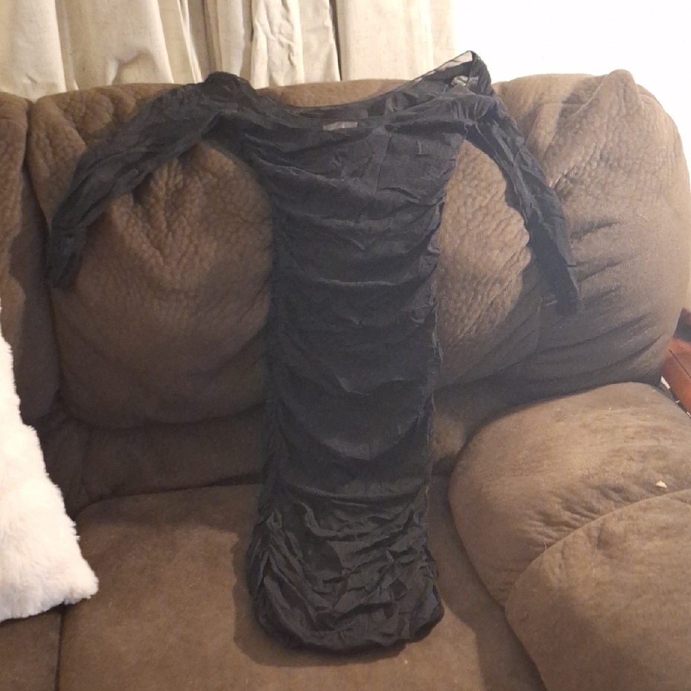 Elegant Black Midi Dress